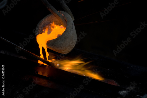 Foto Bronze Crucible