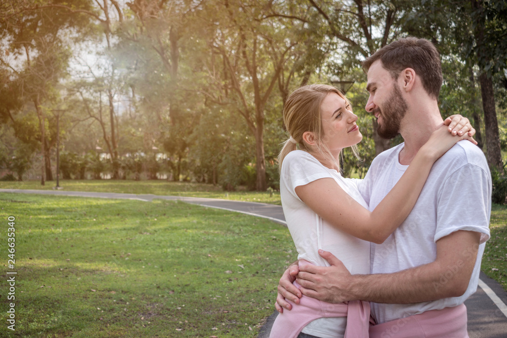 Fototapeta premium a couple is having a good time in a park