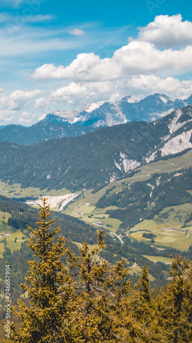 Smartphone HD wallpaper of beautiful alpine view at Leogang - Tyrol - Austria © Martin Erdniss