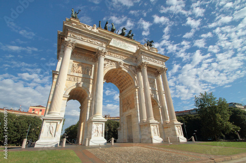 Arco della pace a Milano in Italia