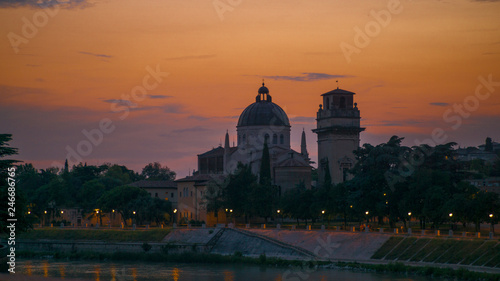 Sonnenuntergang in Verona