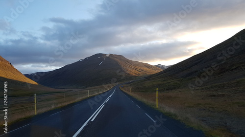 Iceland, the hollows between the mountains