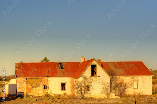 Canvas Print ABANDONED DERELICT HOMESTEAD in the karoo, Eastern Cape, South Africa