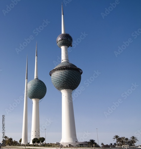 Φωτογραφία Exterior view to fresh water reservoir aka Kuwait Towers, Kuwait