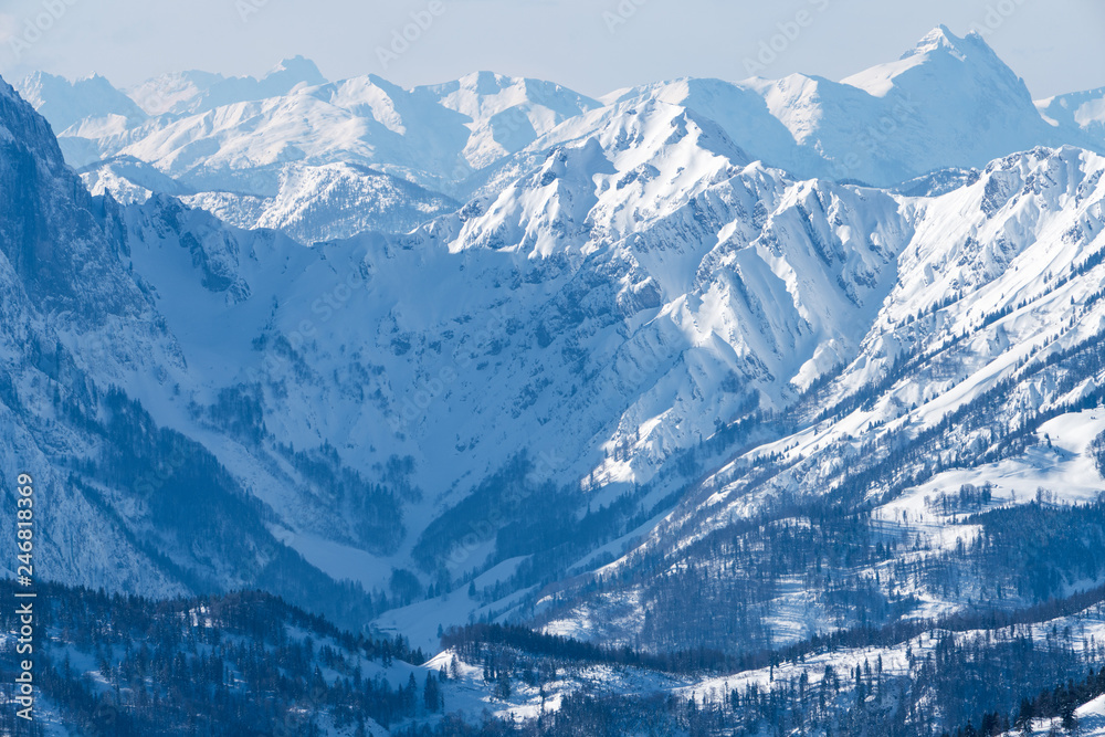 Obraz premium Winterlandschaft rund um die Steinplatte in Tirol