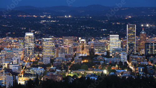 Night view of Portland, Oregon downtown © Harold Stiver