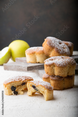 fragrant muffins with raisins