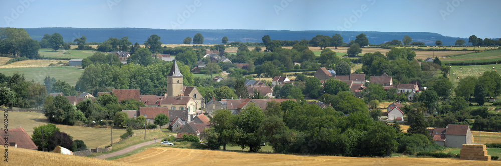 Obraz premium Village de la Nièvre
