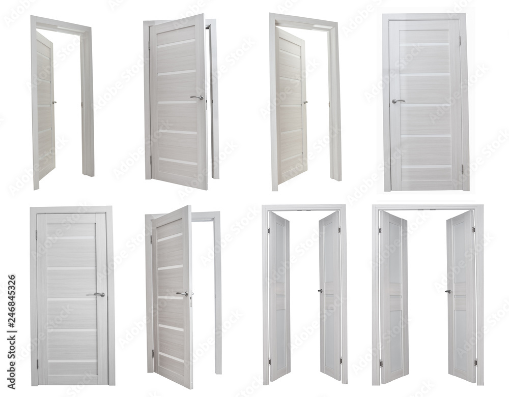 Obraz premium Set of few wooden doors isolated on white background