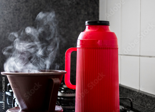 Café sendo passado photo