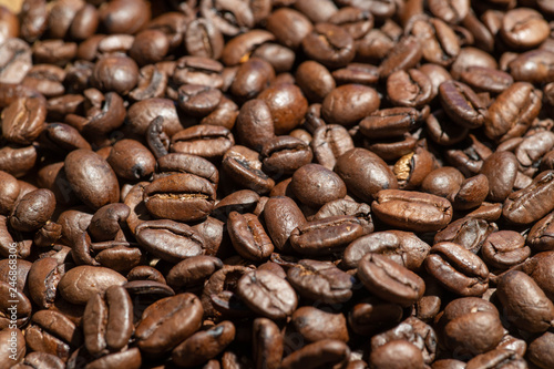 Roasted coffee beans