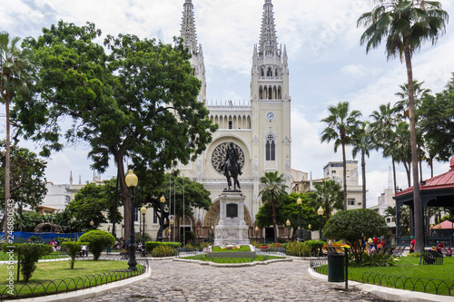 Catedral de Guayaquil Parque Seminario