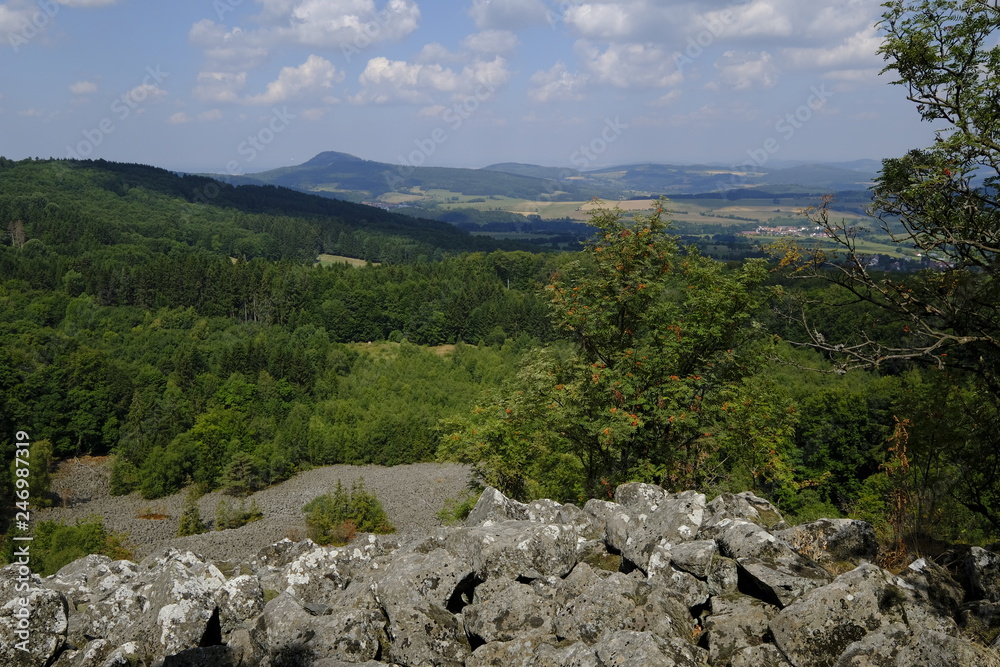 Blockschutthalden und Naturwaldreservat am Schafstein, Biosphärenreservat Rhön, Hessen, Deutschland