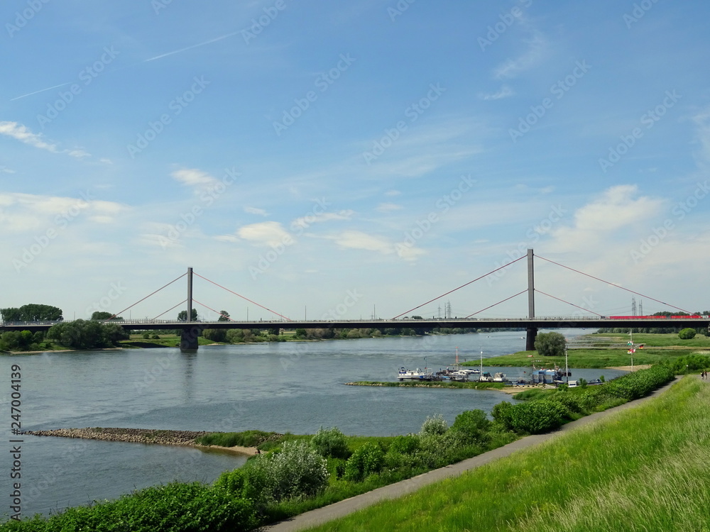 Rheinbrücke Leverkusen Rheinbrücke Leverkusen