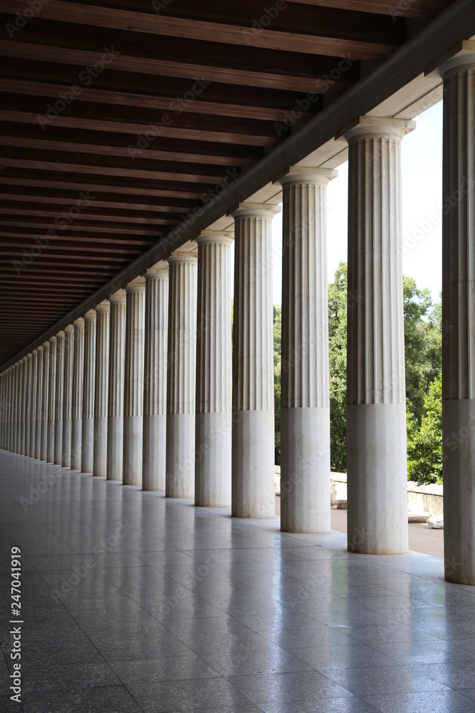 Fototapeta premium Grecian Columns
