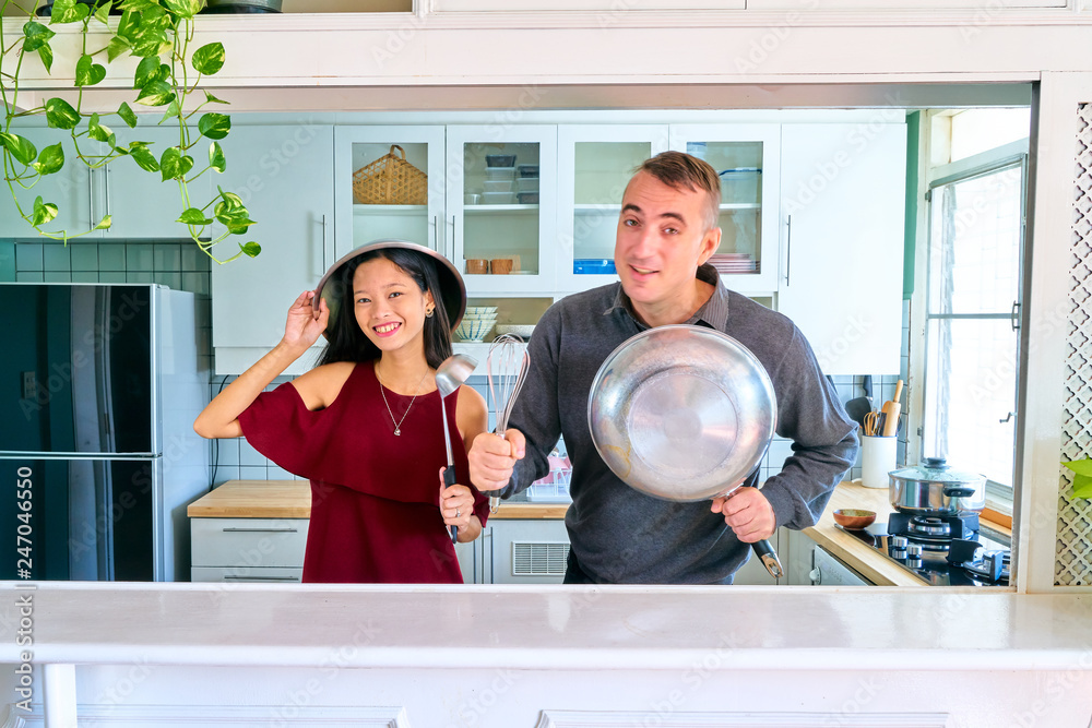 Obraz premium Lovely couple posing