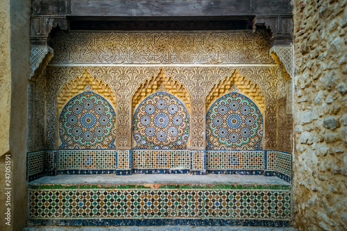Arabesque ceramics