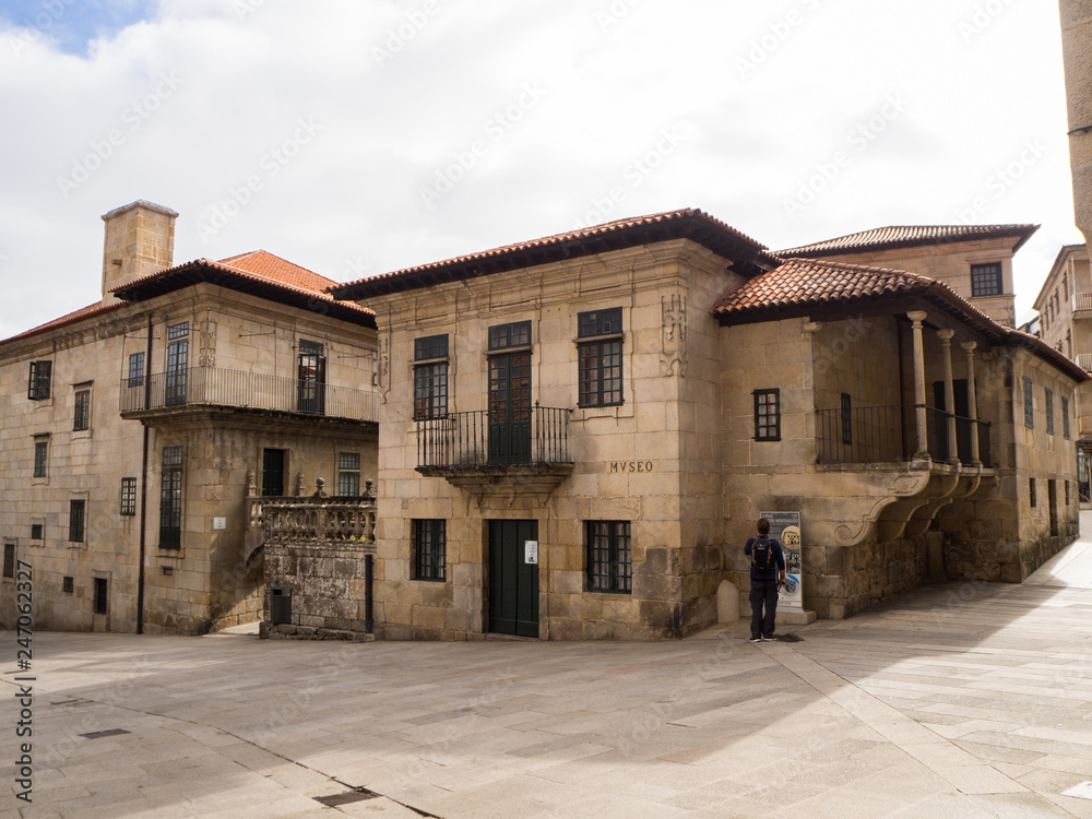 Casas antiguas en el casco viejo en Pontevedra, verano de 2018