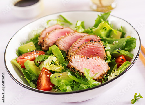 Bilde på lerret Tuna salad