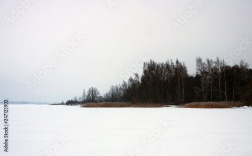 Wallpaper Mural Walk on frozen river (Daugava) Torontodigital.ca