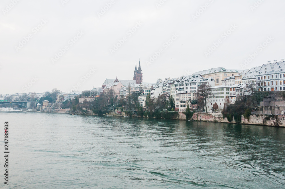 Basel, Rhein, Rheinufer, Wettsteinbrücke, Grossbasel, Kleinbasel, Münster, Altstadt, Winter, Schweiz