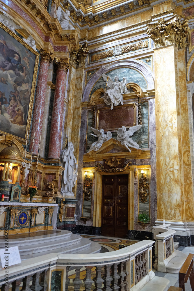 Obraz premium Interior of the Basilica dei Santi Ambrogio e Carlo al Corso, Rome, Italy 