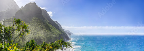 Fotografia Scenic ocean paradise panorama, Na Pali Coast State Park on the island Kauai, Ha