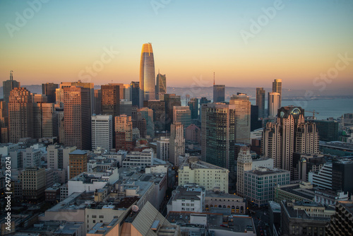 Beautiful view of business center in downtown San Francisco © Mariana Ianovska