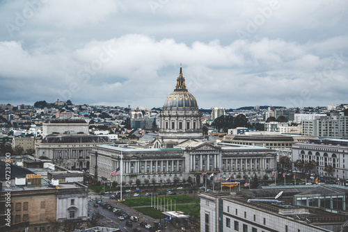 Canvas Print San Francisco City Hall is Beaux-Arts architecture and located in the city's civic center