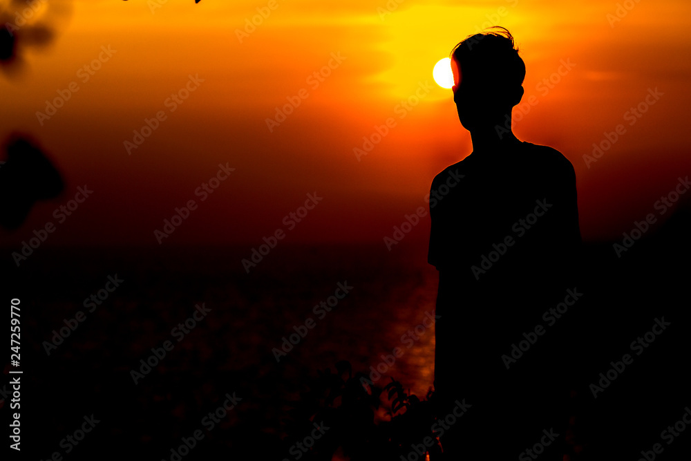 The background of the sea surface with colorful yellow gold, colorful colors on the surface from the sunset light, is a natural beauty. The background of the sea surface with colorful yellow gold, colorful colors on the surface from the sunset light, is a natural beauty.