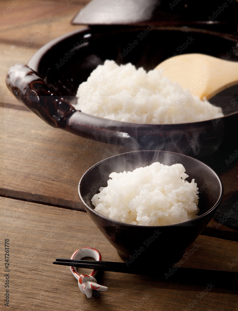 ごはん 土鍋ご飯
ごはん 土鍋ご飯