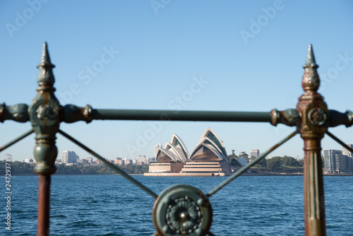 Sydney Harbour © Oscar