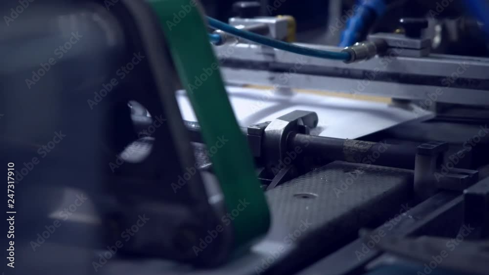 the conveyor to glue the adhesive tape on postal envelopes the conveyor to glue the adhesive tape on postal envelopes