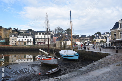 Auray