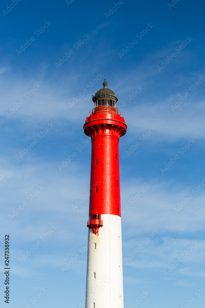 Phare de la Coubre, prés de la palmyre sur la cote sauvage en charente maritime Phare de la Coubre, prés de la palmyre sur la cote sauvage en charente maritime