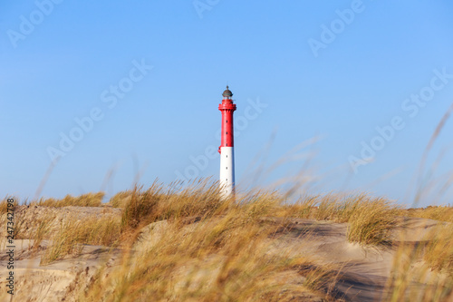 Phare de la Coubre  pr  s de la palmyre sur la cote sauvage en charente maritime 