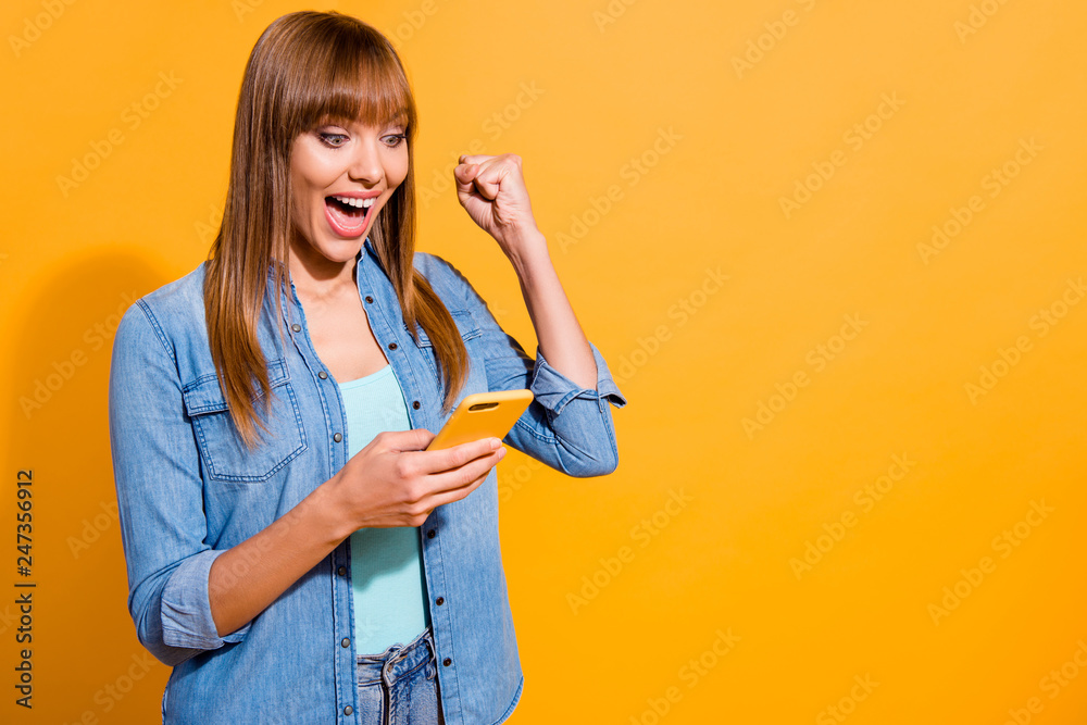 Portrait of her she nice amazing pretty sweet lovely lovable attractive cheerful cheery straight-haired lady win notification isolated over bright vivid shine yellow background Portrait of her she nice amazing pretty sweet lovely lovable attractive cheerful cheery straight-haired lady win notification isolated over bright vivid shine yellow background