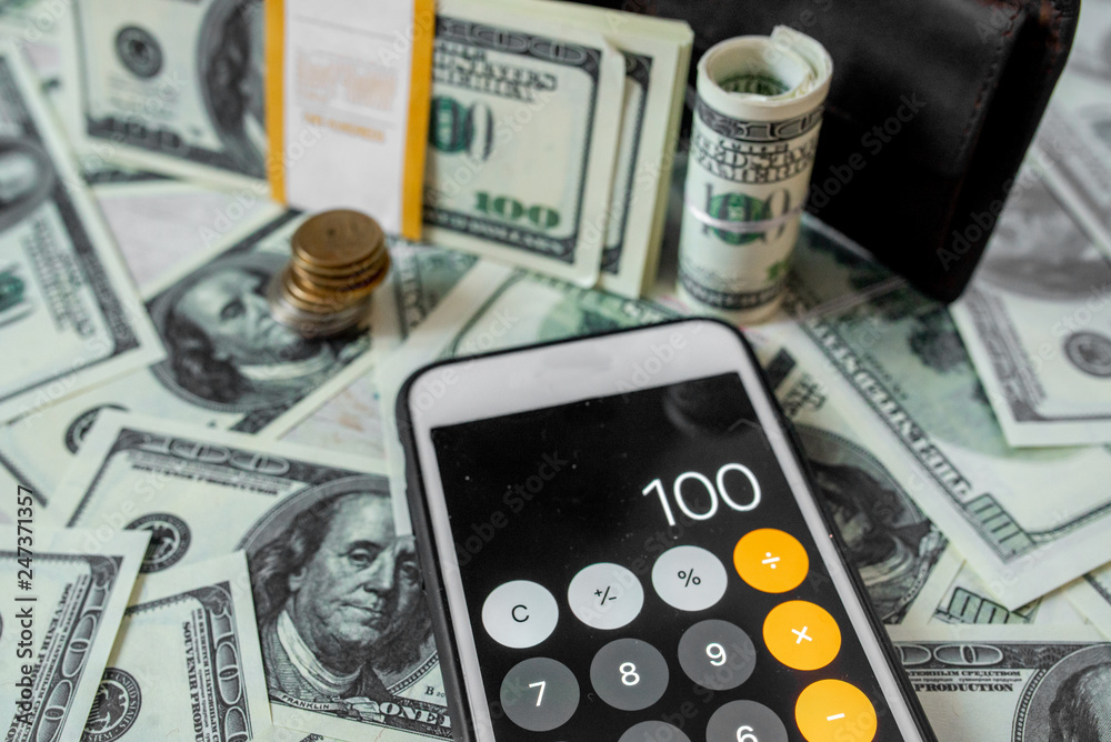 Naklejka premium Hundreds of notes on the table