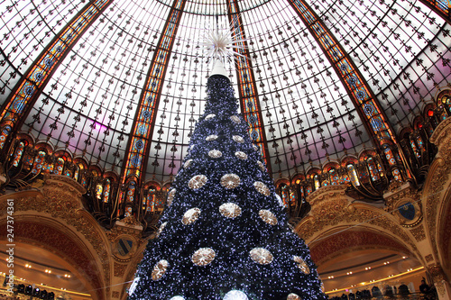The Christmas tree at Galeries Lafayet, Paris, France