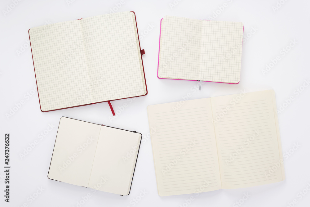 Fototapeta premium notebook at white background