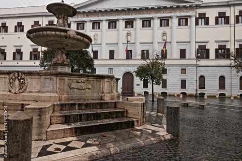 Fontana di Piazza Mastai a Roma photo