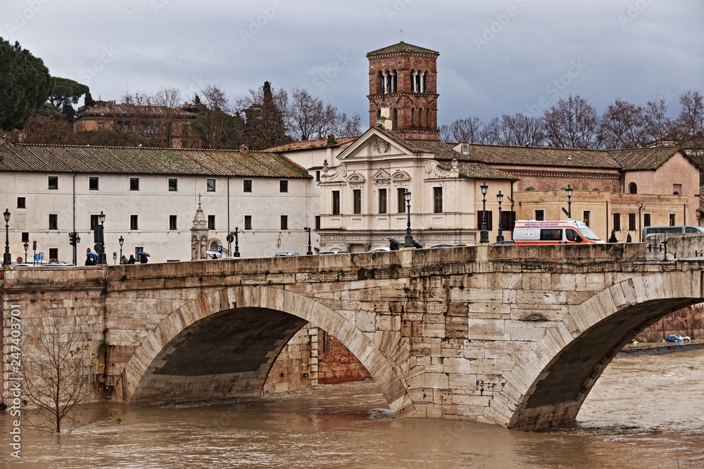 Fototapeta premium Isola Tiberina a Roma