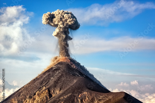 Fotobehang Erupting Volcano, big:surname.xmstore