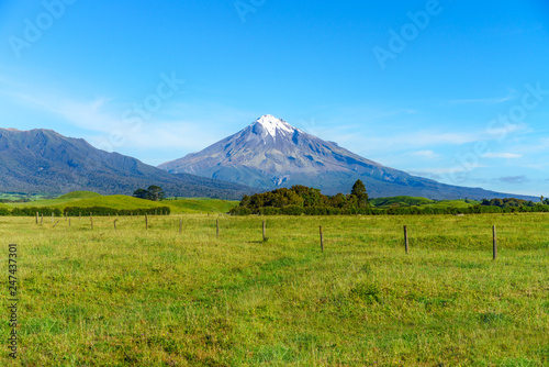 Cone volcano mount taranaki  new zealand 5