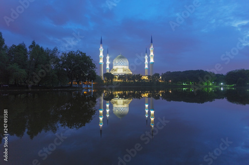 Sultan Salahuddin Abdul Aziz Mosque, Malaysia