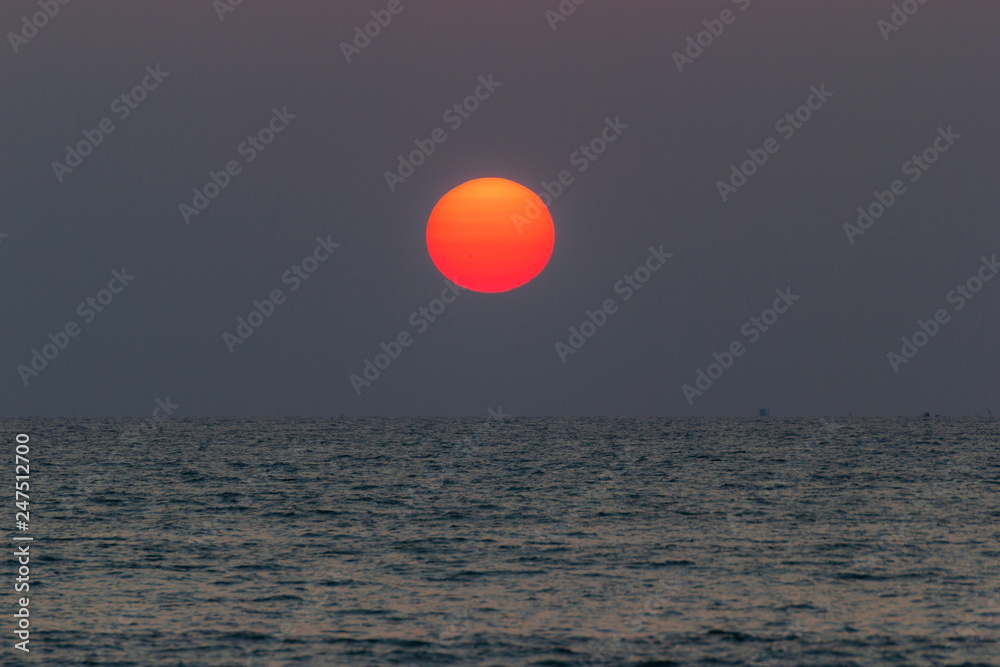 Sun rise at the sea with orange Light from the sunrise at the sea The beauty is Sunrise light Sun rise at the sea with orange Light from the sunrise at the sea The beauty is Sunrise light