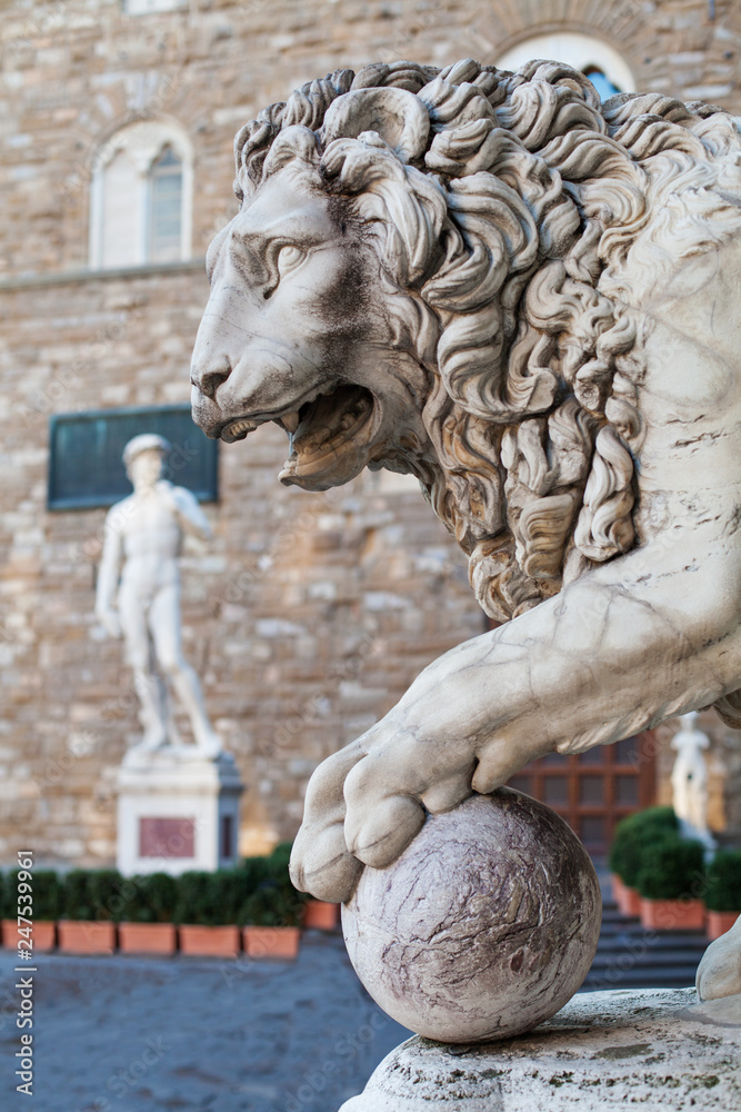Lion statue at the Loggia dei Lanzi in Palazzo Vecchio, Florence. Lion Medici, Firenze landmarks Lion statue at the Loggia dei Lanzi in Palazzo Vecchio, Florence. Lion Medici, Firenze landmarks