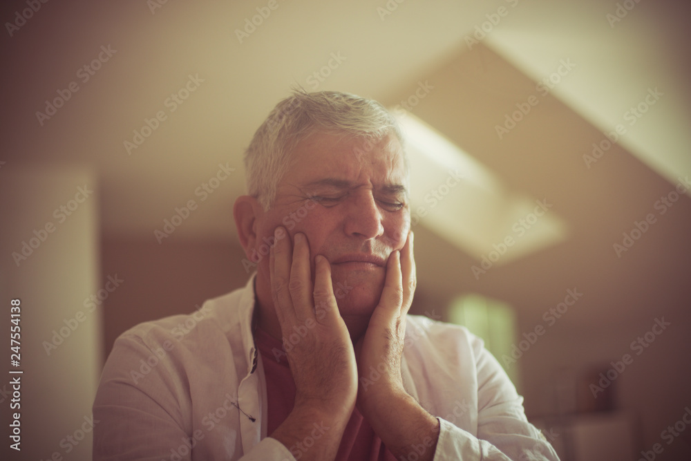 I did not take enough care of my teeth. I did not take enough care of my teeth.