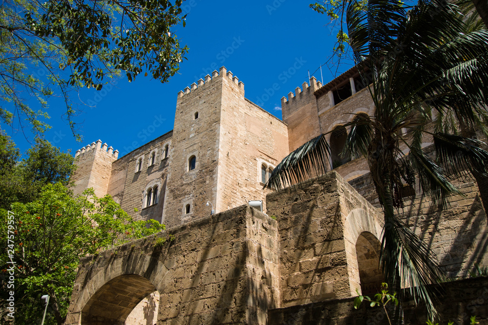 Obraz premium Palma de Mallorca Altstadt und Sehenswürdigkeiten