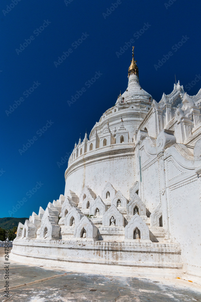 Die Hsinbyume-Pagode in Mingun Die Hsinbyume-Pagode in Mingun
